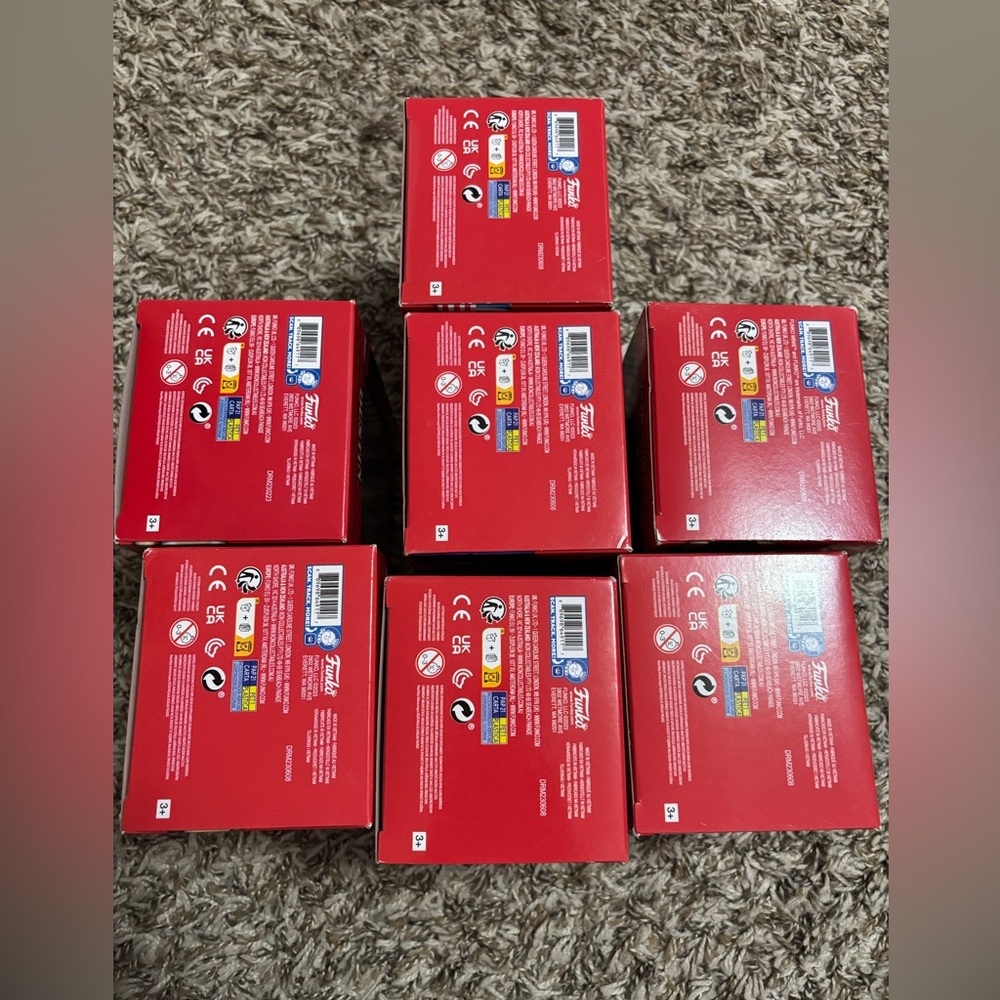 Funko Mini Stranger Things Pops Pre Loved—Pick one - Picture 8 of 16